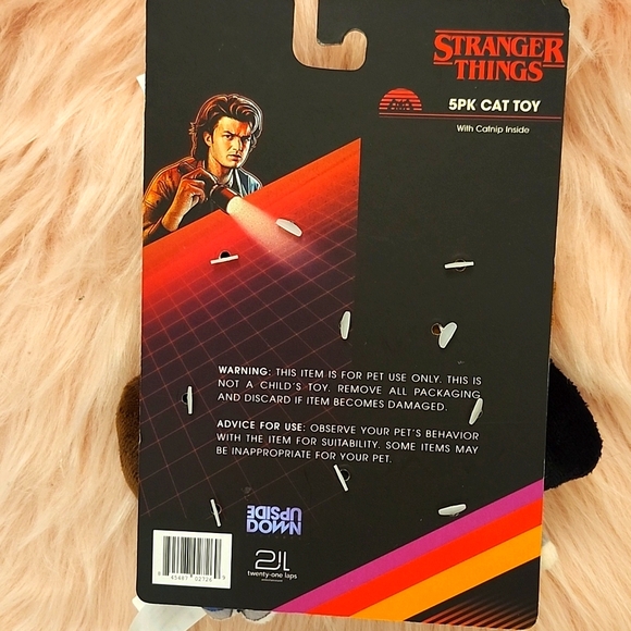 Brand New STRANGER THINGS CAT TOYS-5CT - Picture 2 of 3